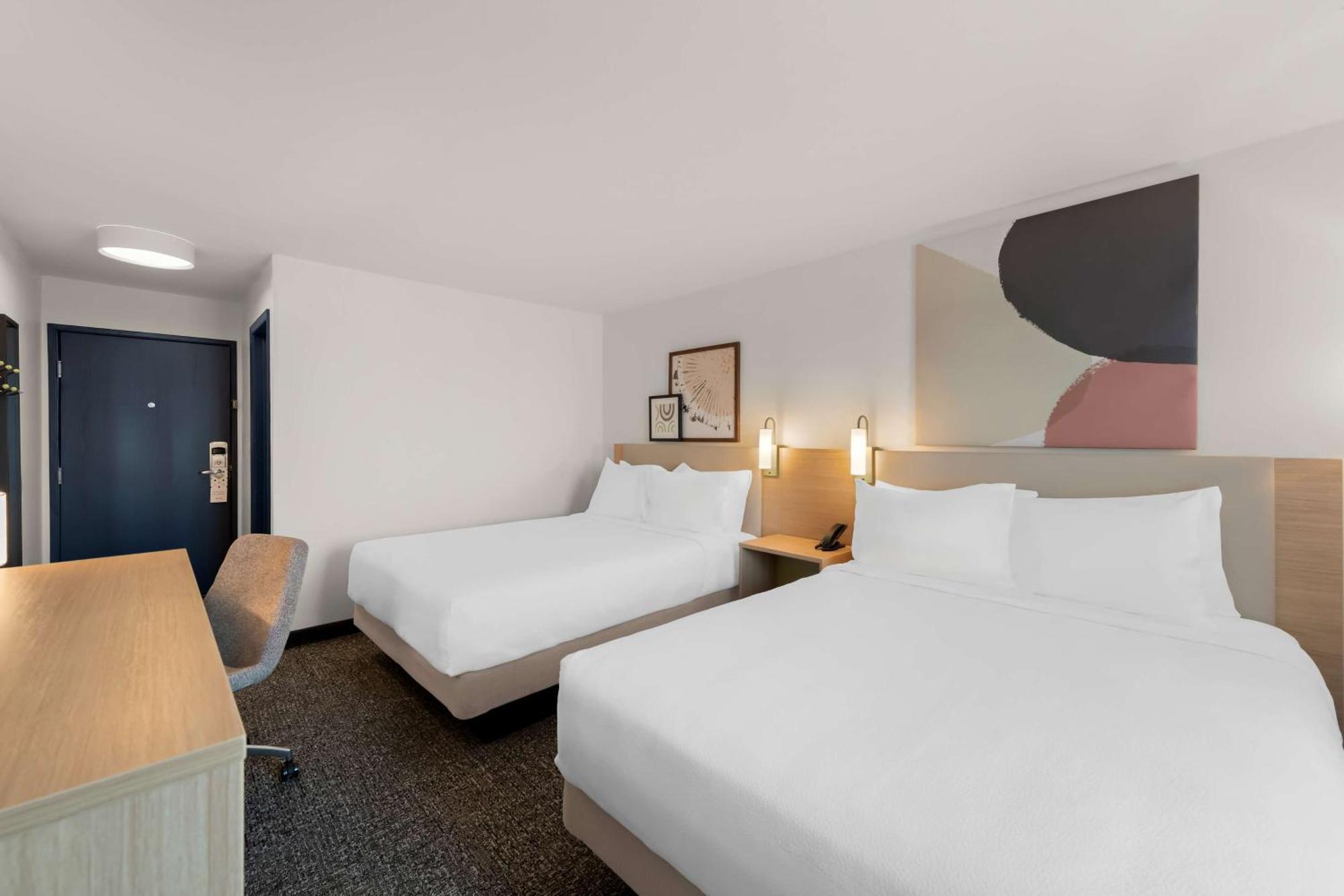 Spark By Hilton Norfolk Exterior photo
