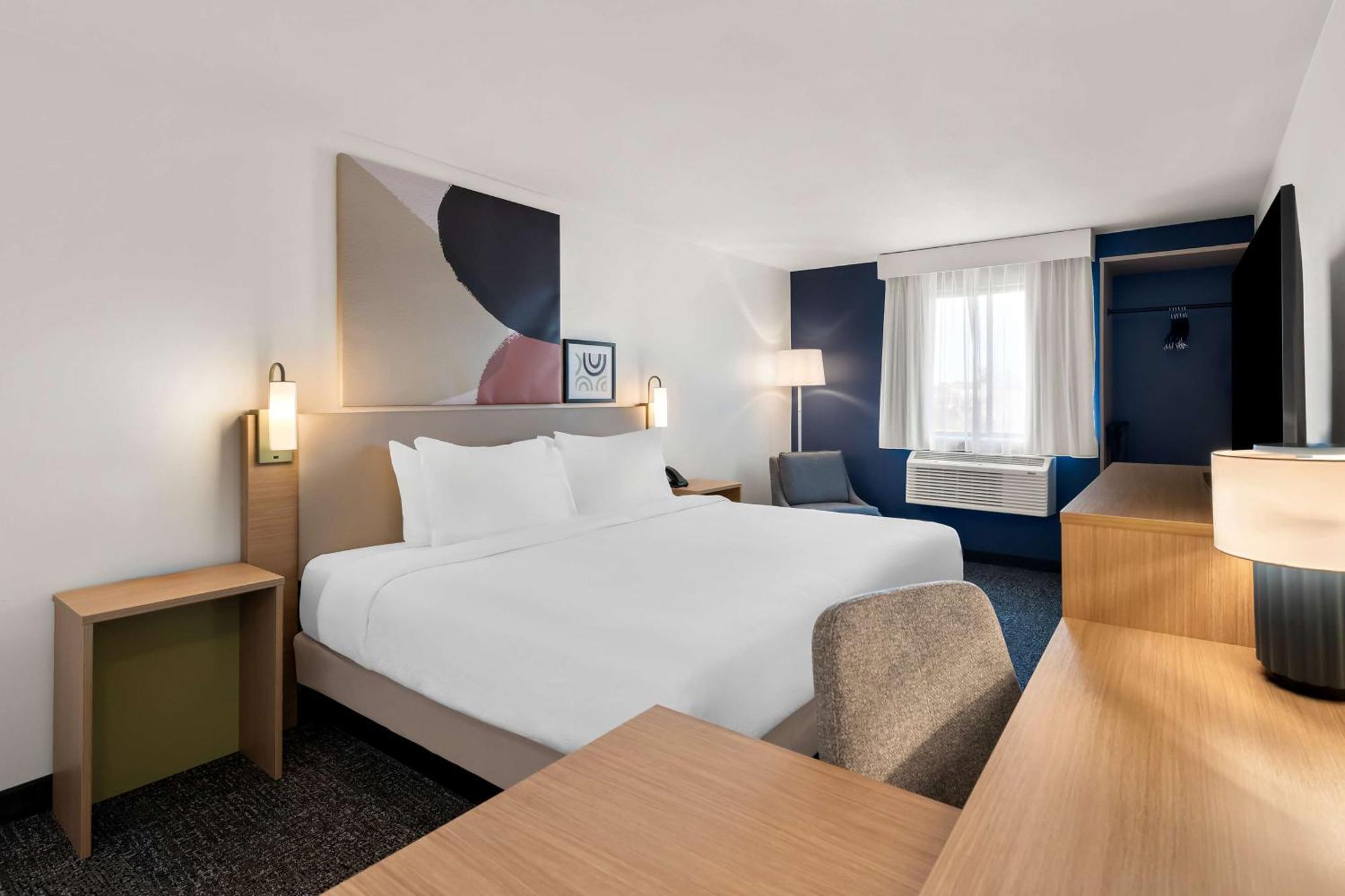 Spark By Hilton Norfolk Exterior photo